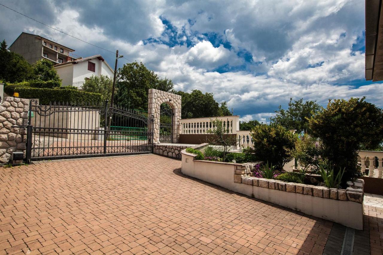 Apartments With A Parking Space Crikvenica - 11307 מראה חיצוני תמונה
